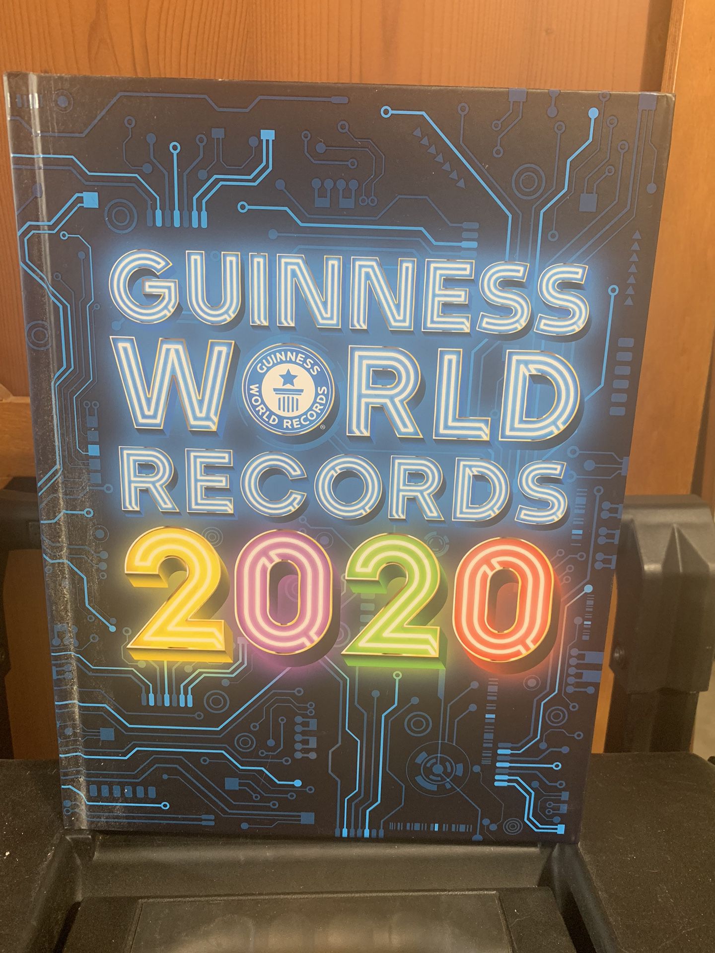 Guninness World Records 2020 Book