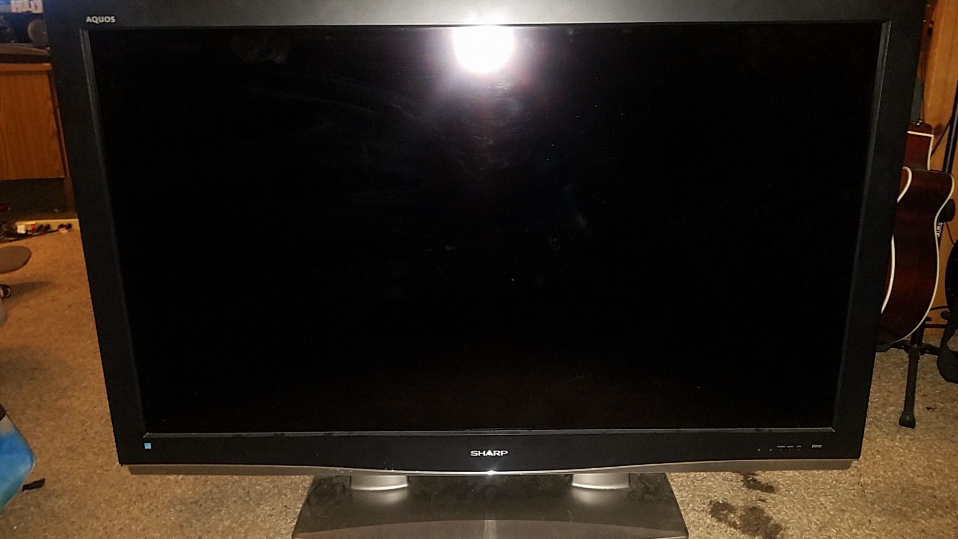 Sharp LC-C5262U LCD TV (1080p) 52 inch.