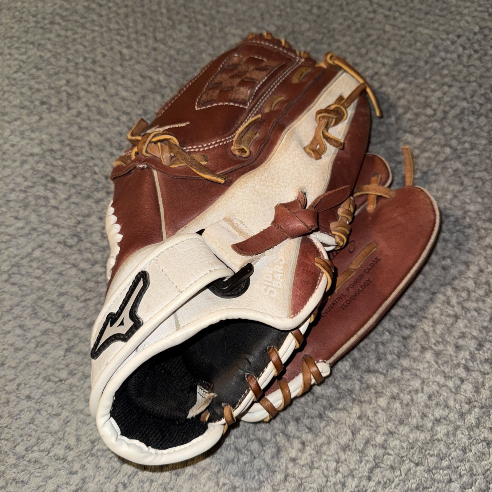 Mizuno GSP 1201F3BR 12" Fast Pitch Baseball Softball Glove RHT