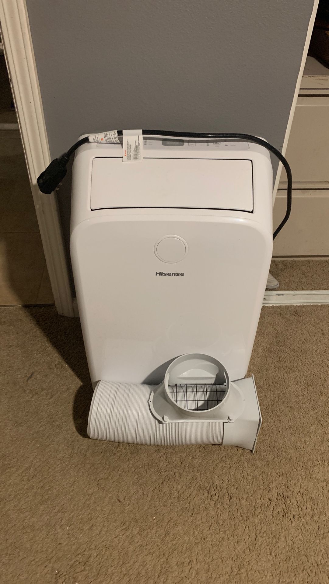 Hisense portable AC unit with remote