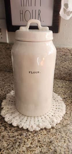 Vintage RAE DUNN canister 