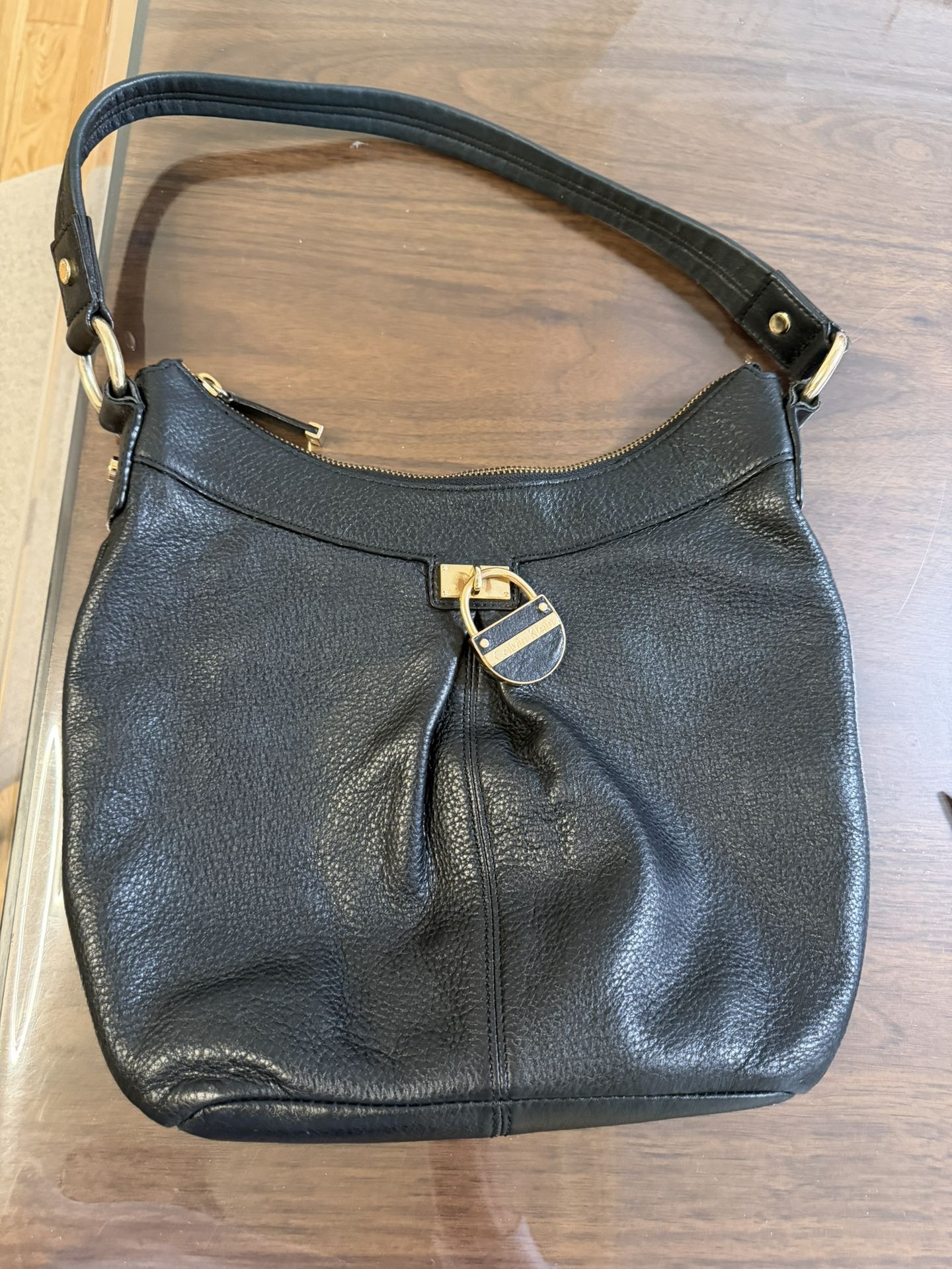 Black Calvin Klein Leather Purse- Like New Gold "Lock" Logo Fob Shoulder Bag