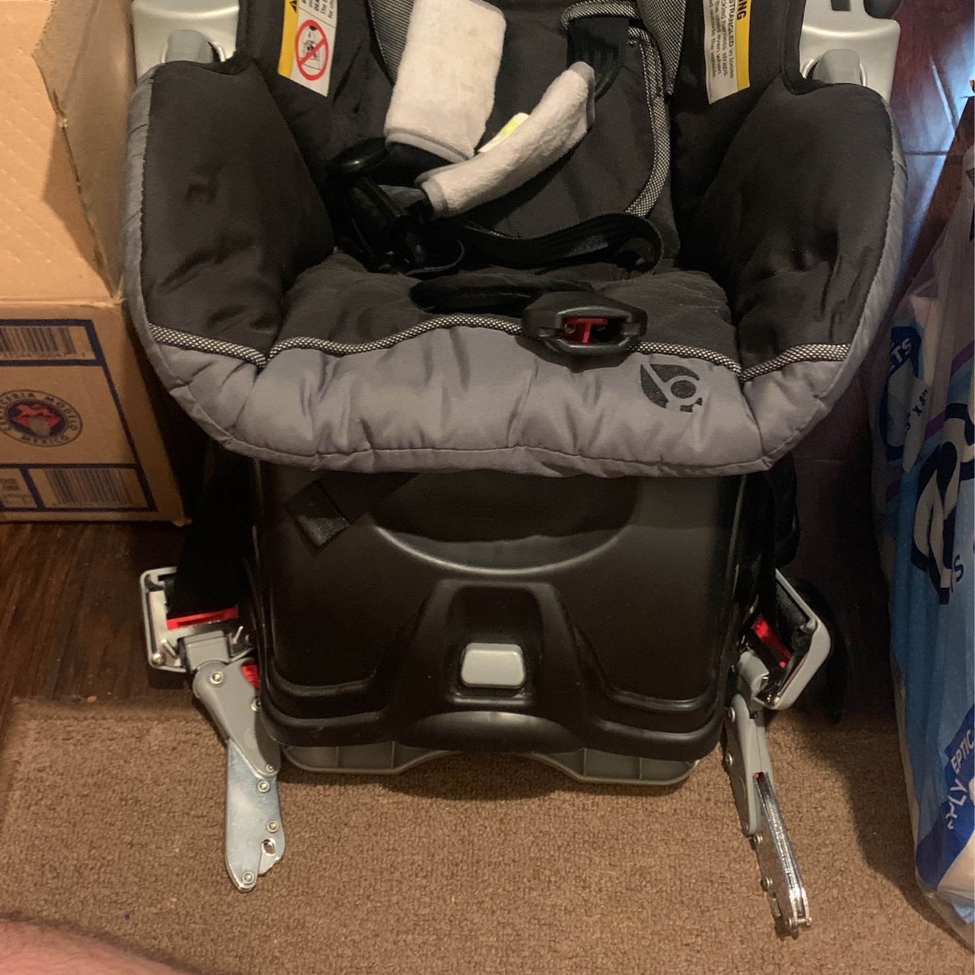 Baby Trend Carseat
