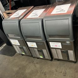 Undercounter Ice Machine 