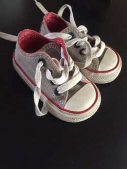 Converse size 2