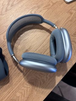 Apple AirPods Max USB-C — Blue, Barely Used — $300 OBO