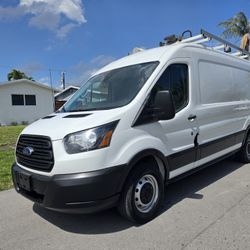 2019, Ford Transit 