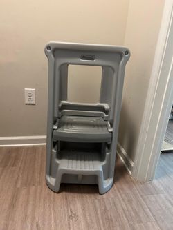 SIMPLAY3 TODDLER TOWER ADJUSTABLE STOOL - GRAY