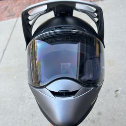 Shoei Hornet X2