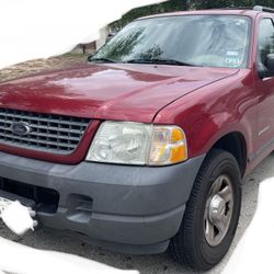 2004 Ford Explorer