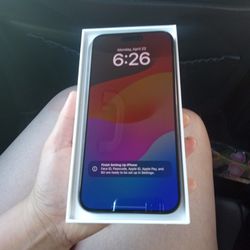 BRAND NEW IPHONE 15 MAX PRO NEVER USED IN THE BOX