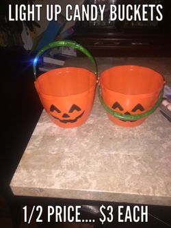 Halloween candy buckets that light up $3
