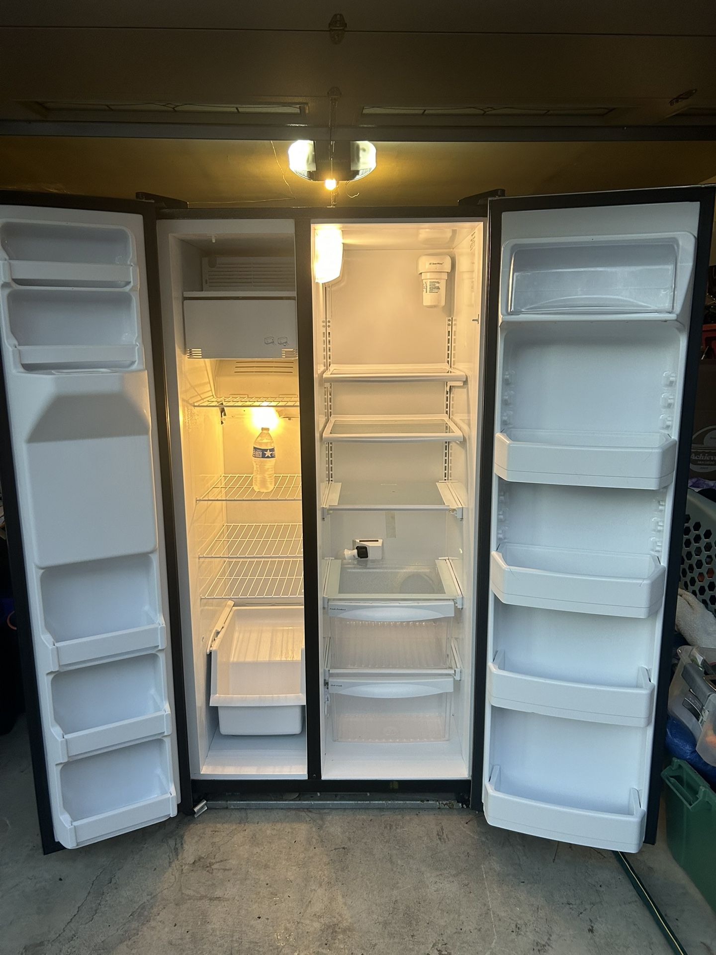 Refrigerator General Electric