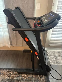 The Run treadmill
