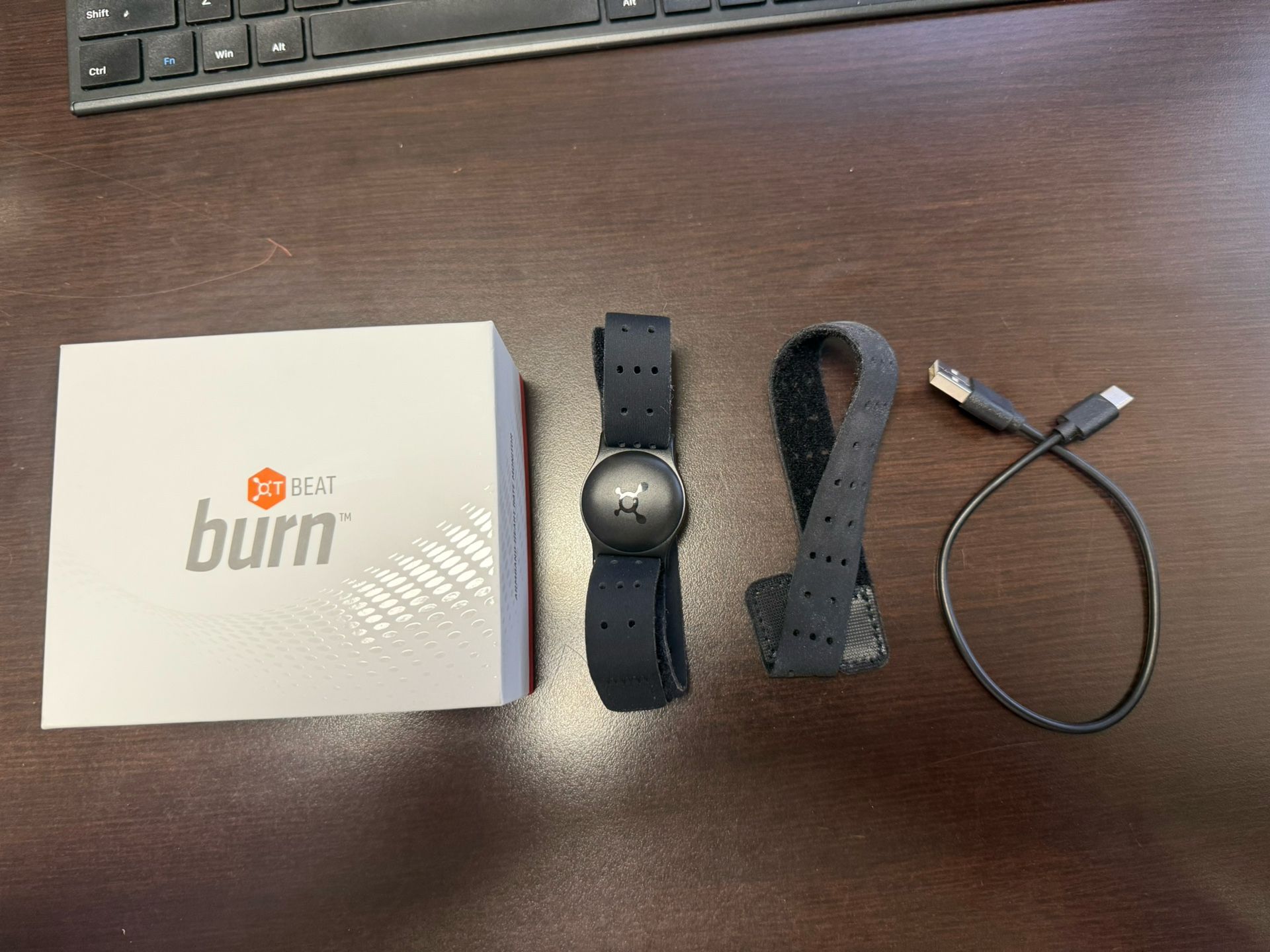Orange Theory OT Beat Burn 5.0 Heart Rate Monitor W/accessories