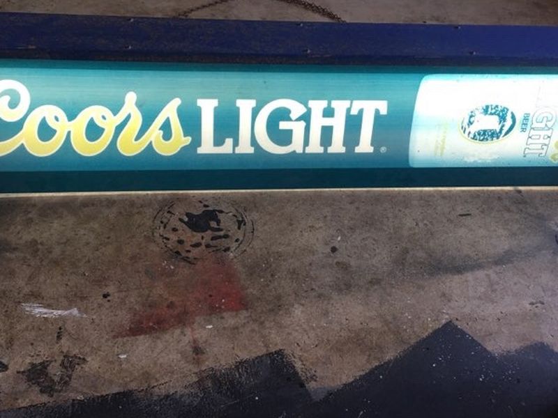 Vintage Coors Light Billiards Lamp