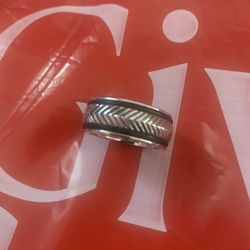 Sterling Silver Design Ring 