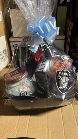 Raiders gift set