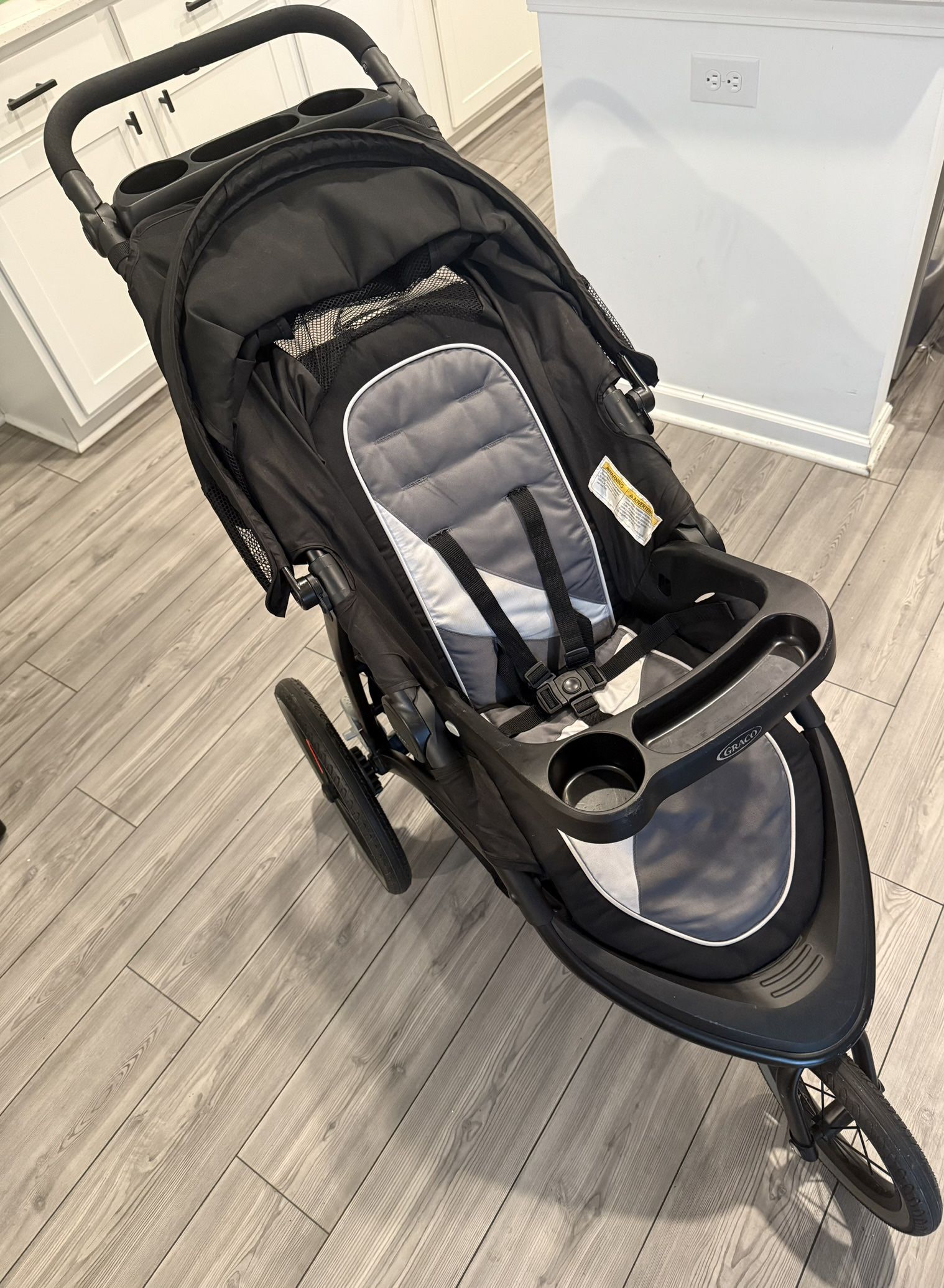 Graco FastAction Jogger LX Stroller