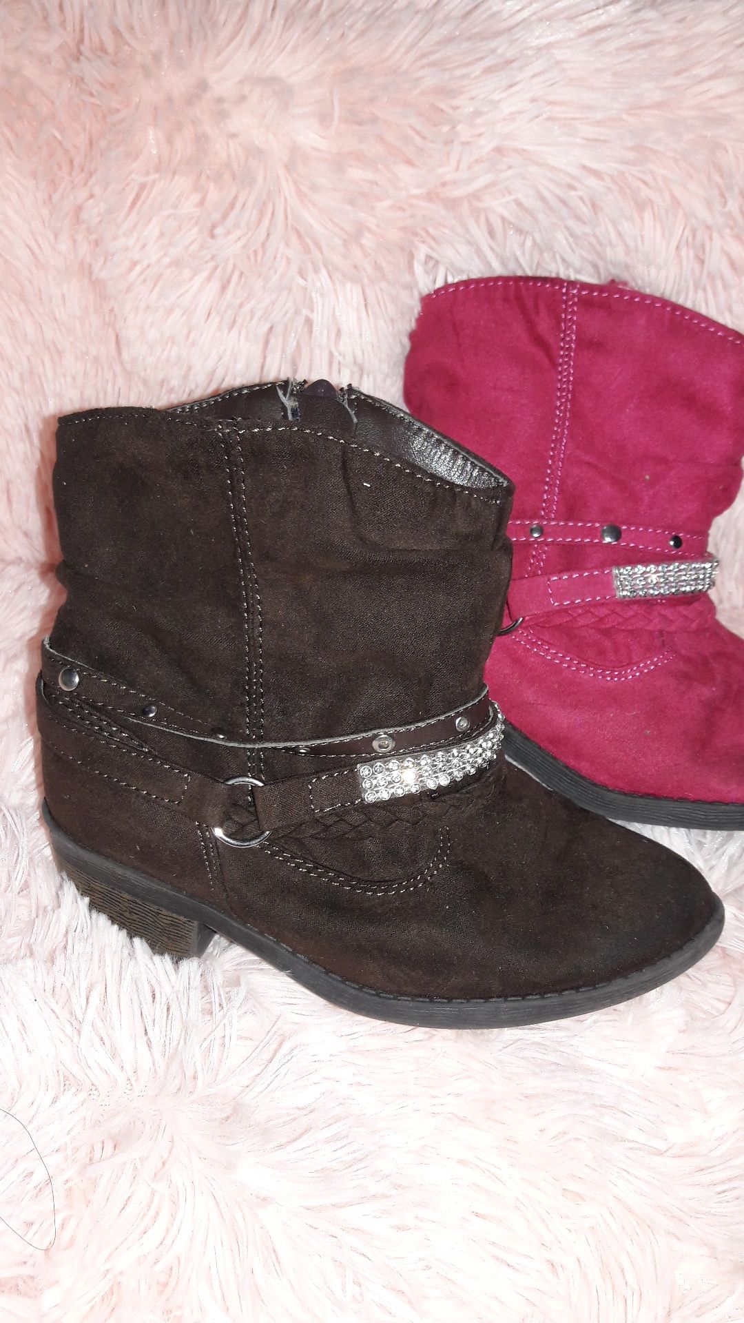 Girls boots