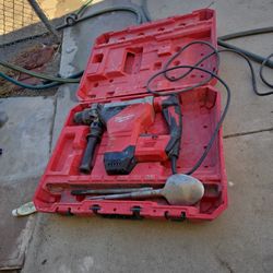 Milwaukee JackHammer