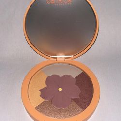 Flower Eyeshadow Pallet