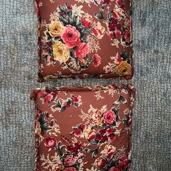 Baking Pan;Frames(Picture);ServingTray;ShwrCrtn+Rings;DecorPillows;MORE!
