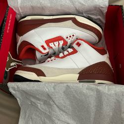 Jordan 3 Dunk On Mars Gs size 5.5y