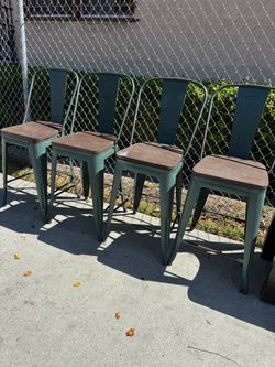 Metal Bar Stools / Chairs
