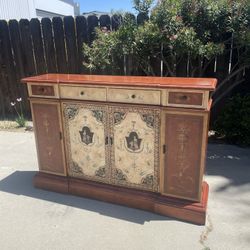 Cabinet Buffet 