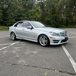 2012 Mercedes C300 
