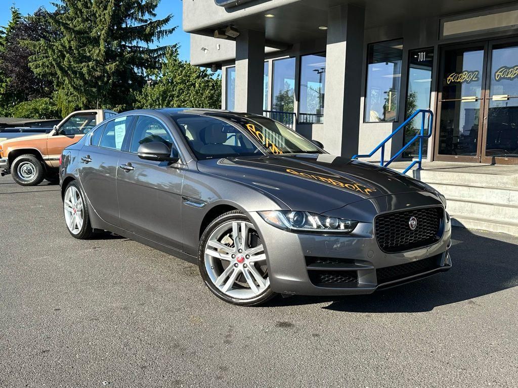 2017 Jaguar XE