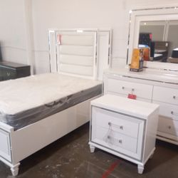 Queen LED Bed Set With Storage  Dresser, Mirror, Nightstand 