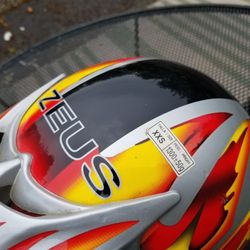 Xxs Kids MX Helmet. Almost New. Atv ZEUSS