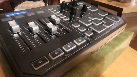 TC Helicon GoXLR Streaming Mixer – New