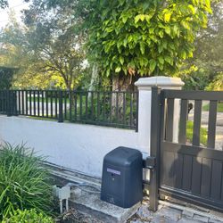 Electric gate noisy or moving uneven? Chain, motor, sensors, and full gate issues
