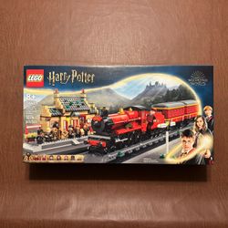 Lego Hogwarts Express & Hogsmeade Station 76423 Harry Potter Train