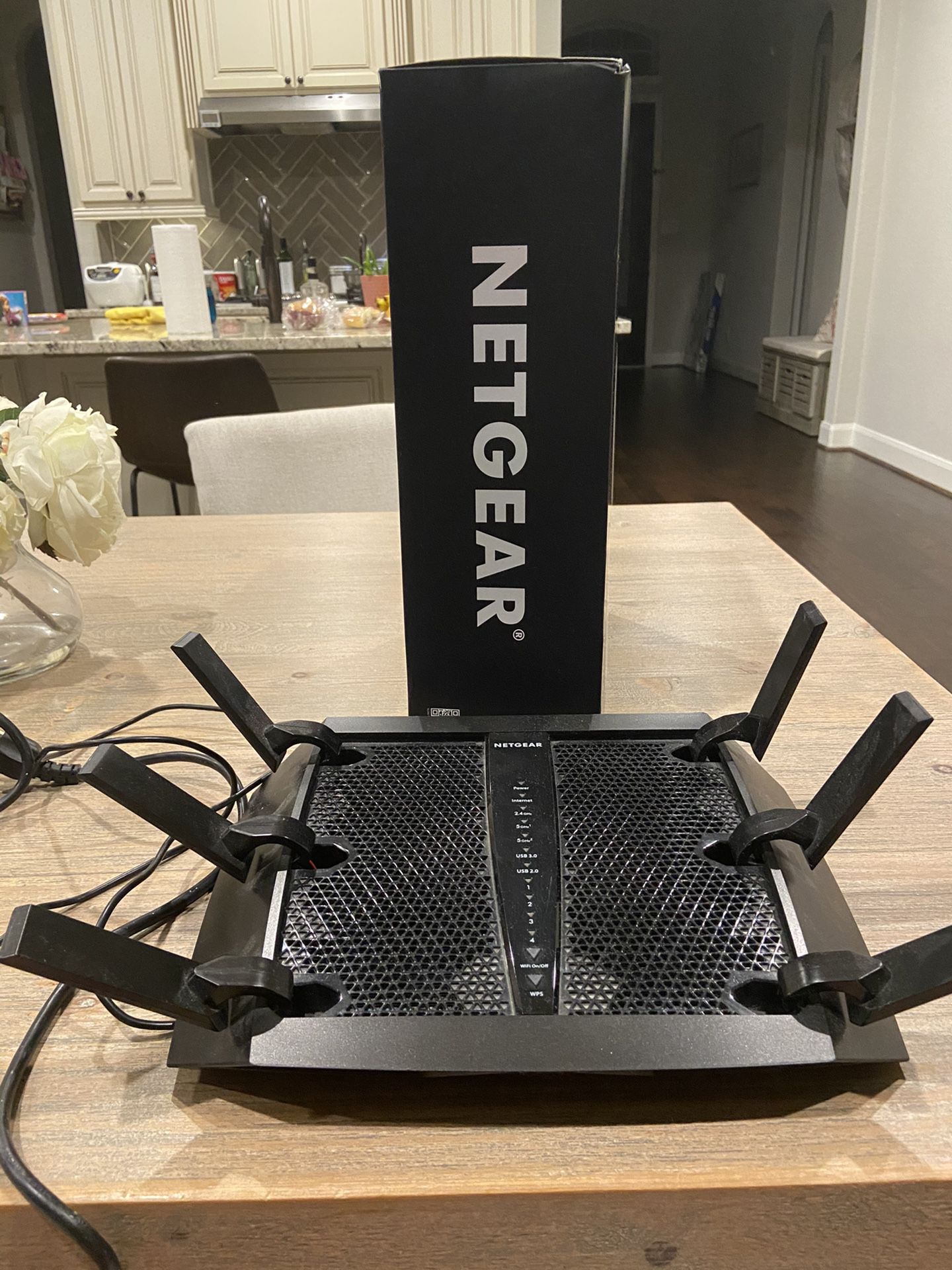 NETGEAR wifi nighthawk and Motorola doc sis 3.0