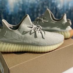 Yeezy Shoes