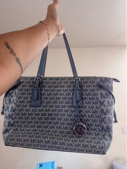 Michael kors purse like new