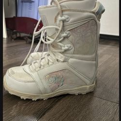 Women’s Snowboarding Boots
