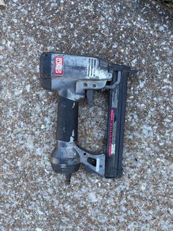 Senco Pneumatic Brad Nailer