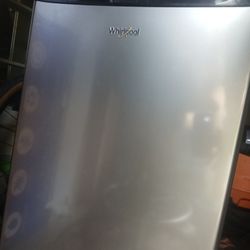 Whirlpool Mini Fridge