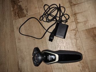Phillips Norelco Series 5000 Shaver