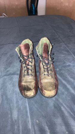 Vintage woman’s leather boots size 38