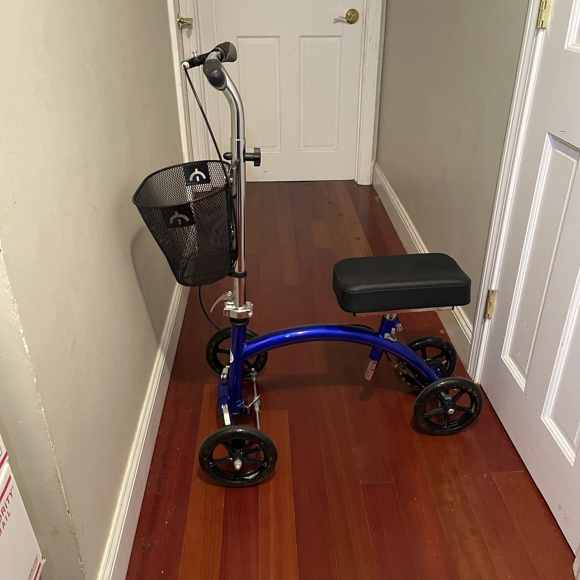 Mobility Knee Scooter