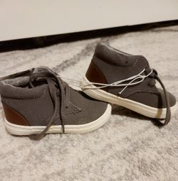 New Boots Toddler Size 7