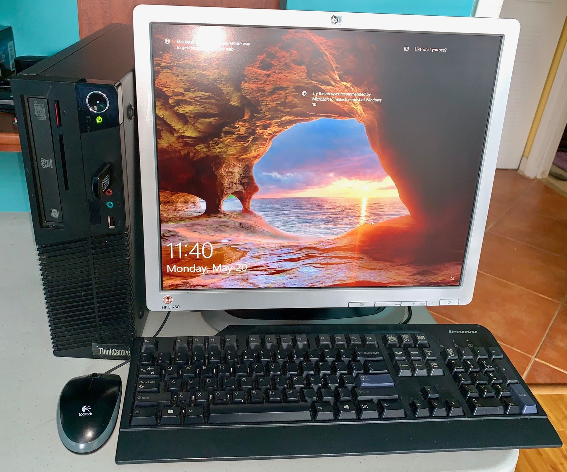 Lenovo ThinkCentre SFF Desktop PC 250GB HDD, Intel Core i5, 3.20GHz, 4GB RAM Computer System
