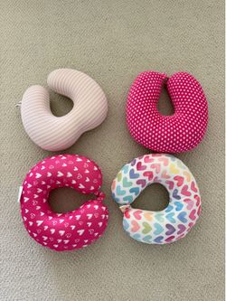 Super soft neck cushion each $4  (NEW)