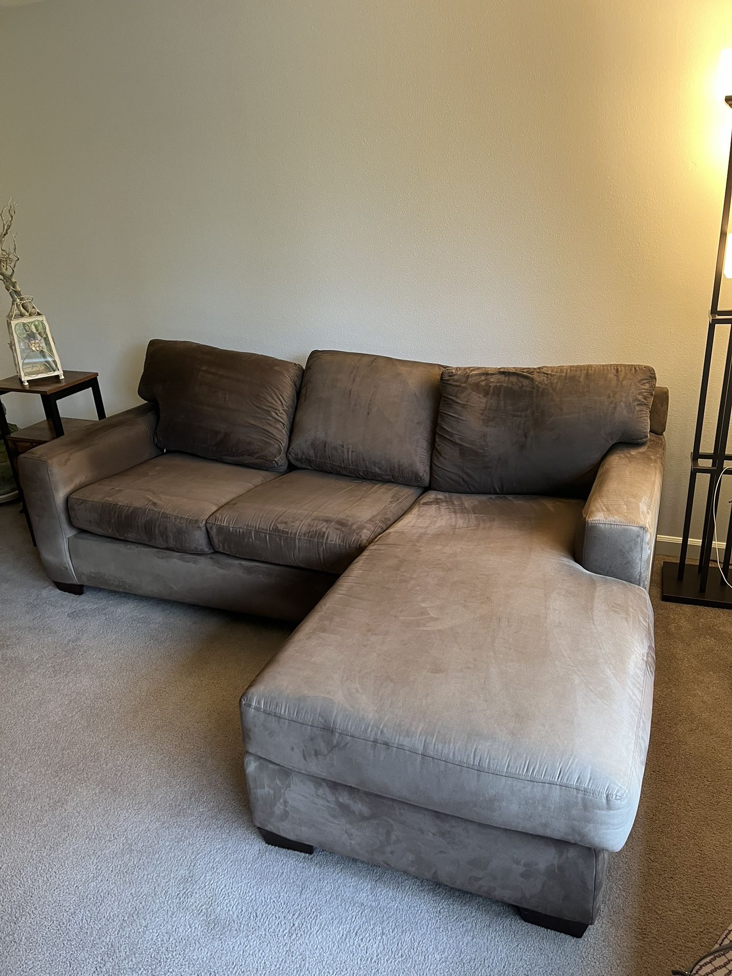 Pullout bed couch